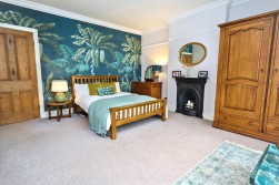 Hinckley Road, Nuneaton, CV11 6LG