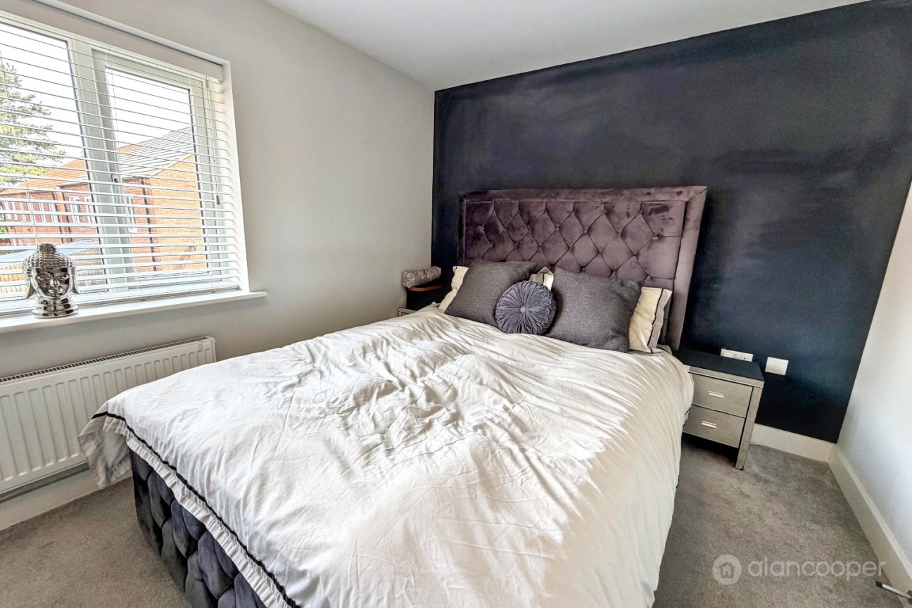 Sunburst Drive, Manor Fields, Nuneaton, CV11 6YQ