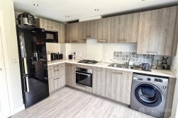 Sunburst Drive, Manor Fields, Nuneaton, CV11 6YQ