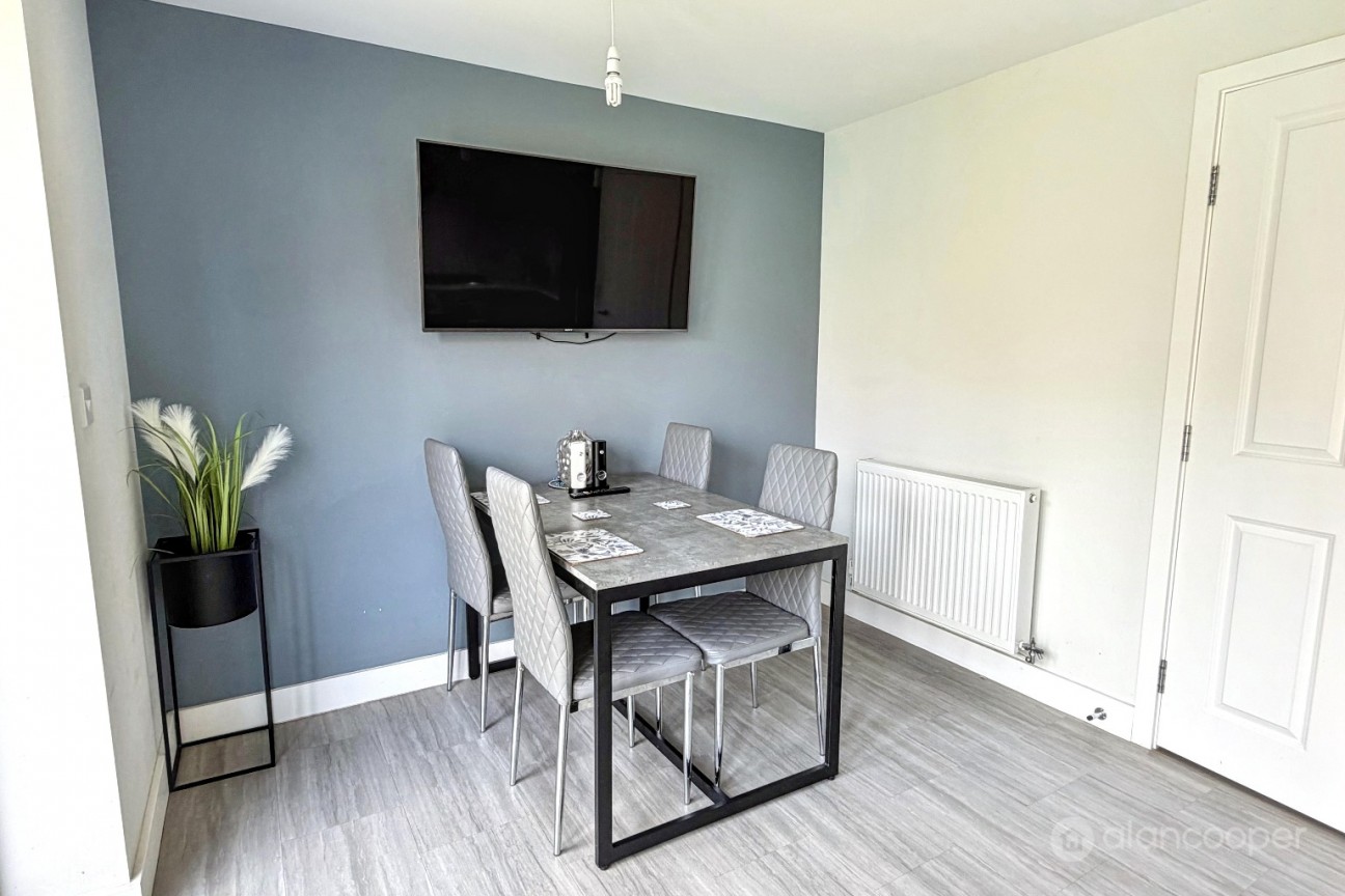 Sunburst Drive, Manor Fields, Nuneaton, CV11 6YQ