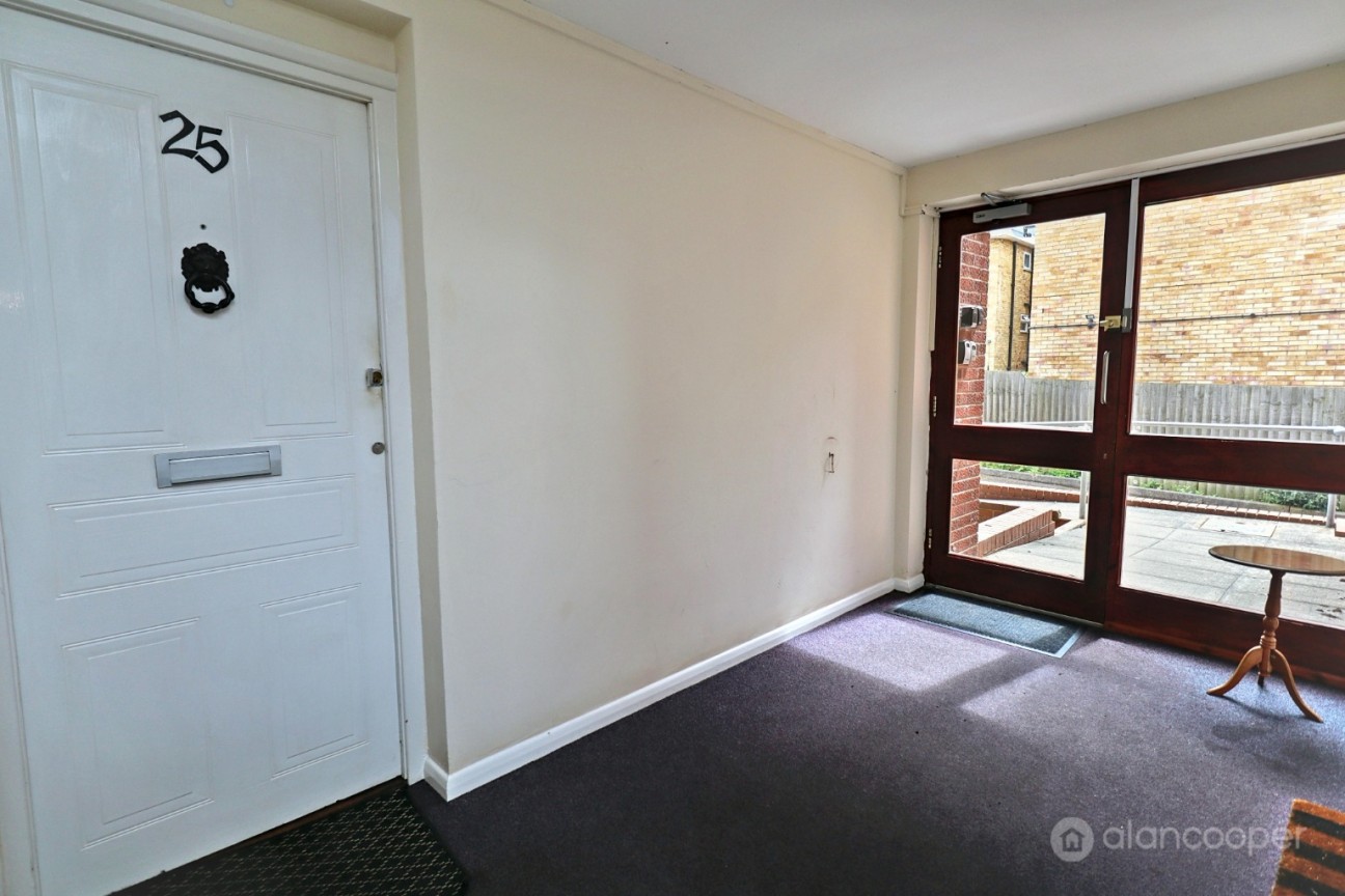 Pingle Court, Attleborough Road, Attleborough, Nuneaton, CV11 4UT