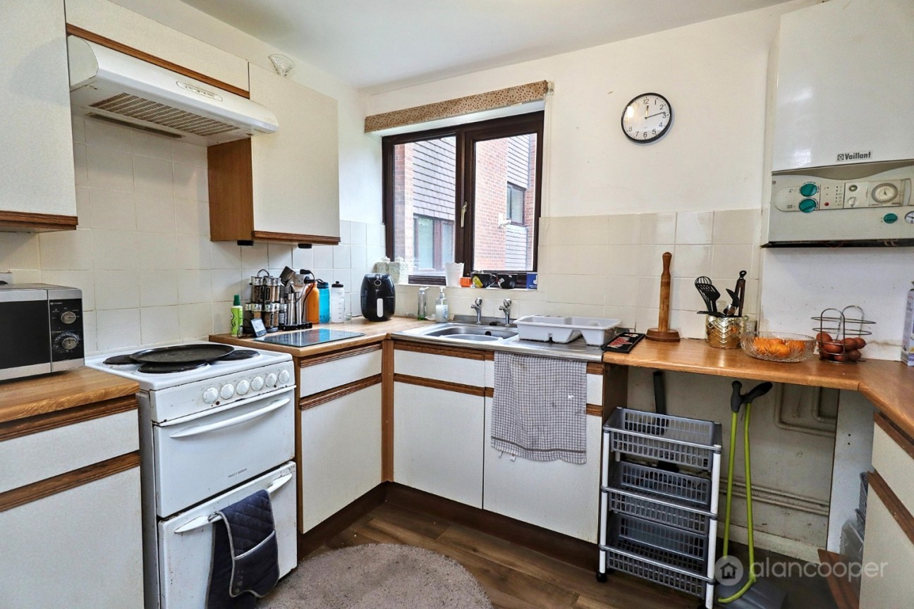 Pingle Court, Attleborough Road, Attleborough, Nuneaton, CV11 4UT