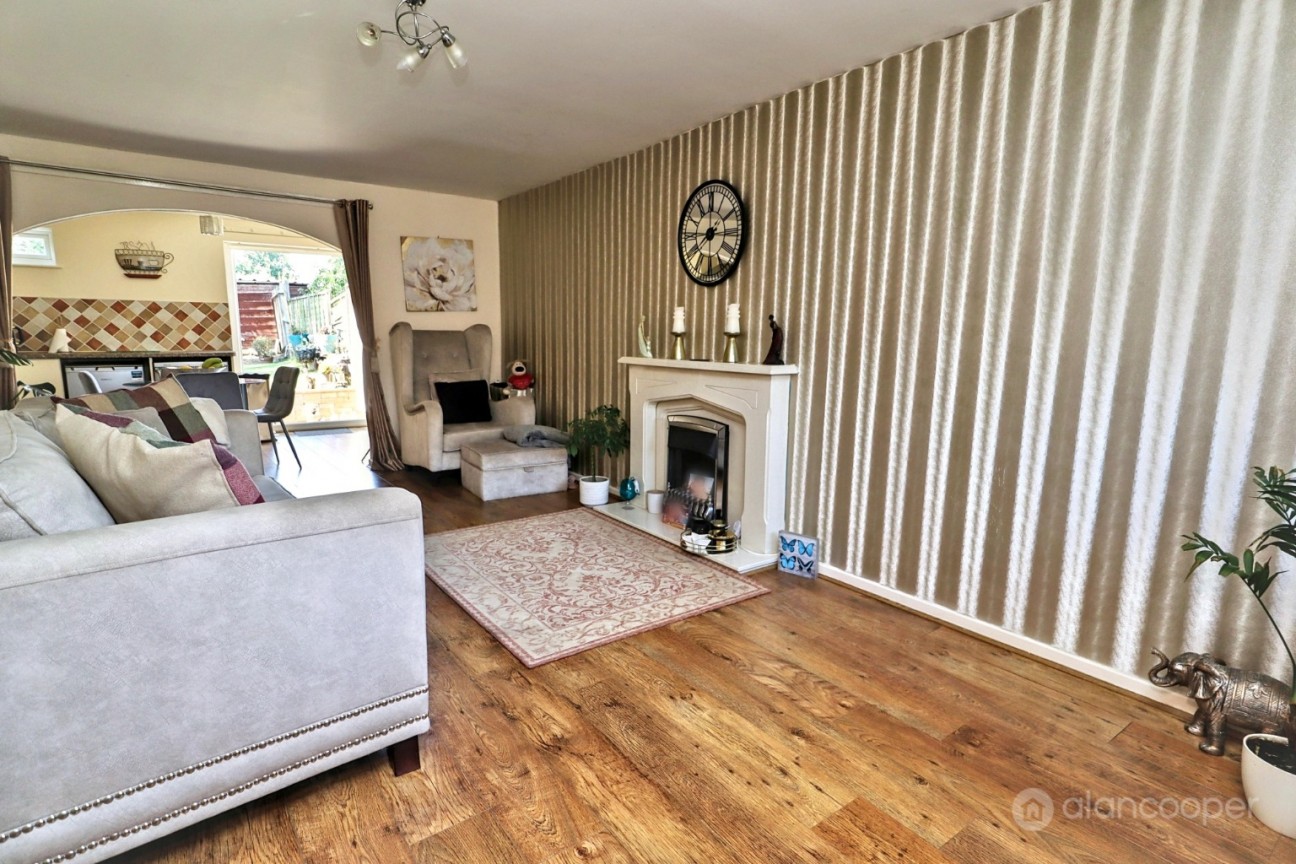 Bucks Hill, Nuneaton, Warwickshire, CV10 9NA
