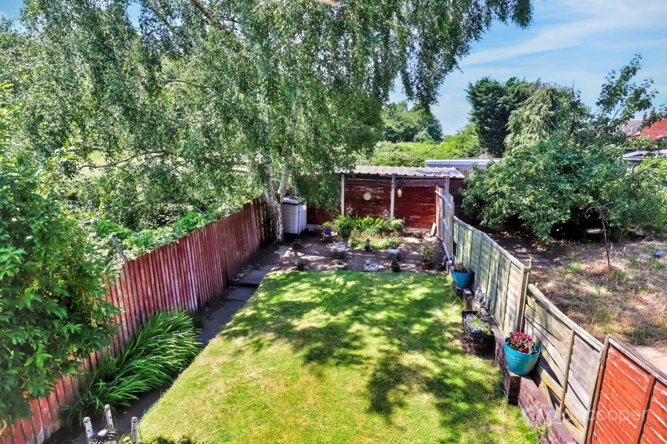 Bucks Hill, Nuneaton, Warwickshire, CV10 9NA
