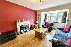 Abingdon Way, St Nicolas Park, Nuneaton, CV11 6DX