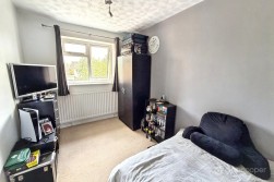 Abingdon Way, St Nicolas Park, Nuneaton, CV11 6DX