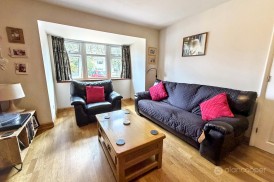Abingdon Way, St Nicolas Park, Nuneaton, CV11 6DX
