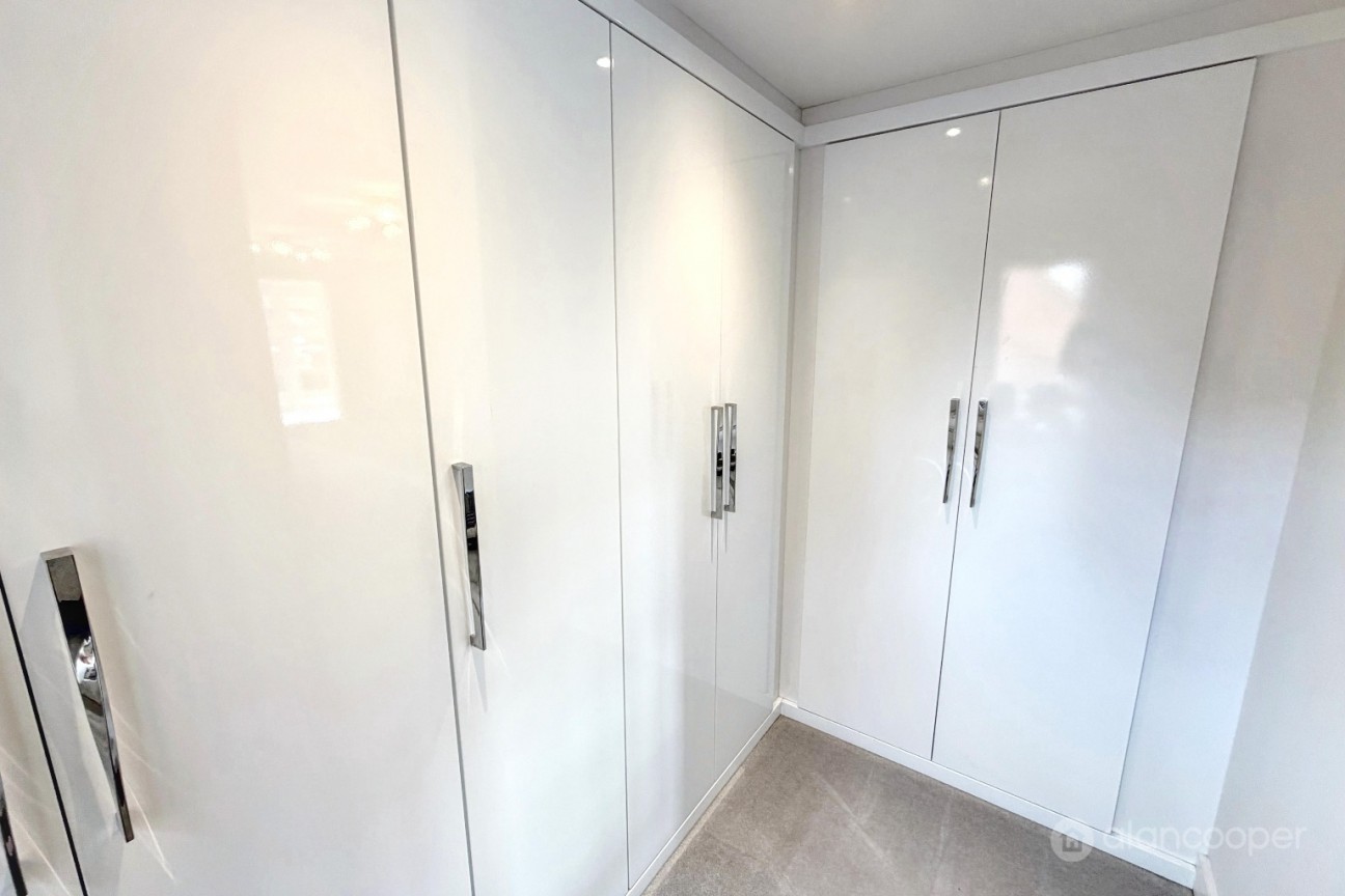 Russett Avenue, Manor Fields, Nuneaton, CV11 6YW