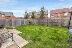 Russett Avenue, Manor Fields, Nuneaton, CV11 6YW
