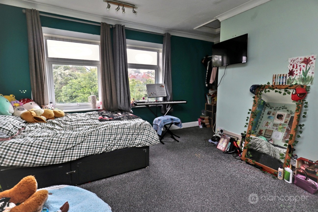 Alders Lane, Nuneaton, Warwickshire, CV10 0PL