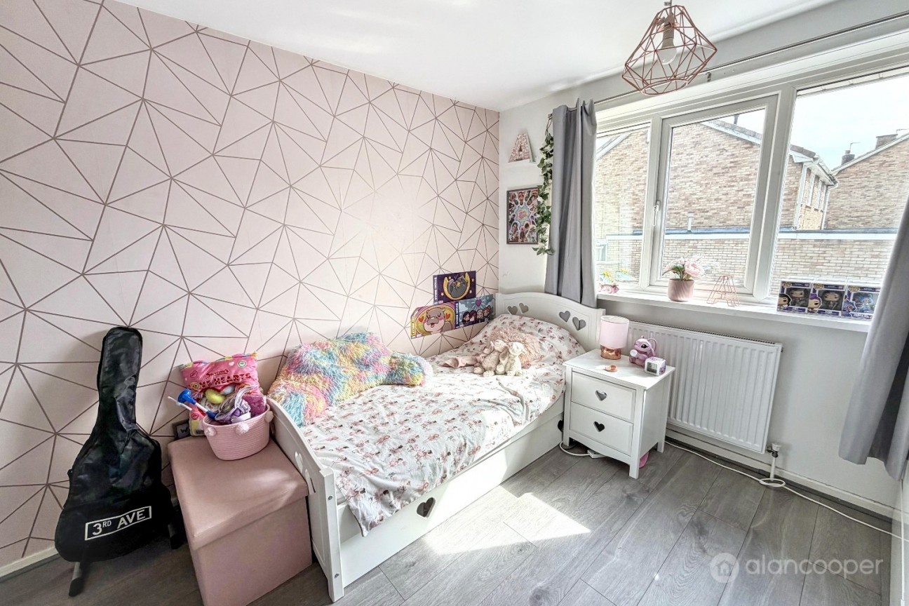 Lingwood Drive, Stockingford, Nuneaton, CV10 7DR