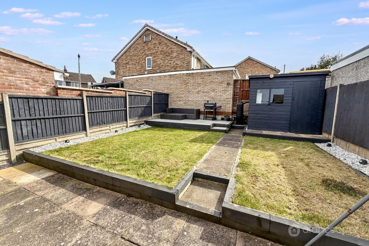 Lingwood Drive, Stockingford, Nuneaton, CV10 7DR