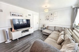 Lingwood Drive, Stockingford, Nuneaton, CV10 7DR