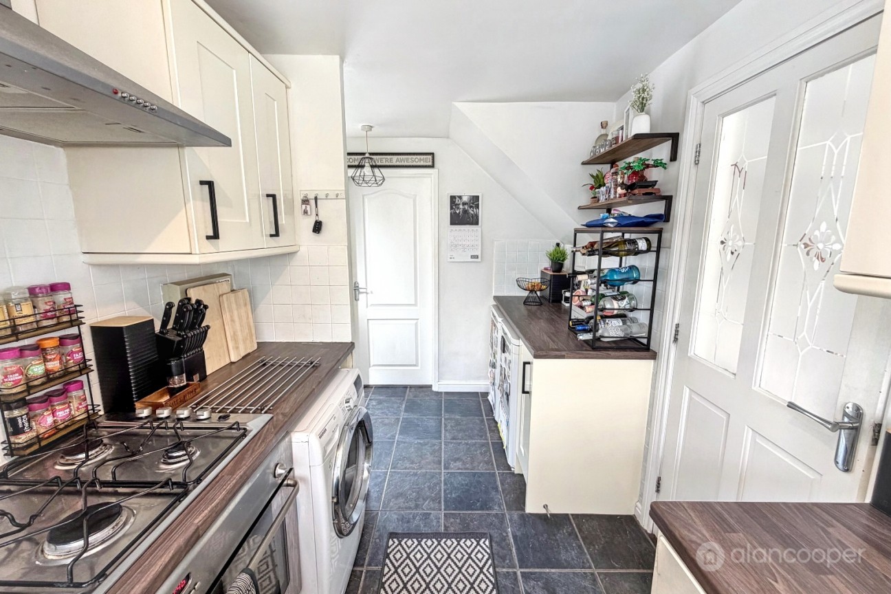 Lingwood Drive, Stockingford, Nuneaton, CV10 7DR