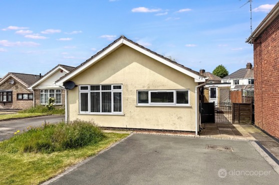 Norfolk Crescent, Lindley Park, Nuneaton, CV10 8BY
