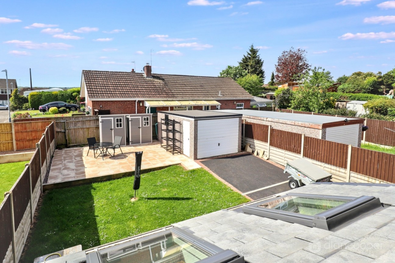 Oldbury Road, Hartshill, Nuneaton, CV10 0TE