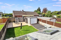 Oldbury Road, Hartshill, Nuneaton, CV10 0TE