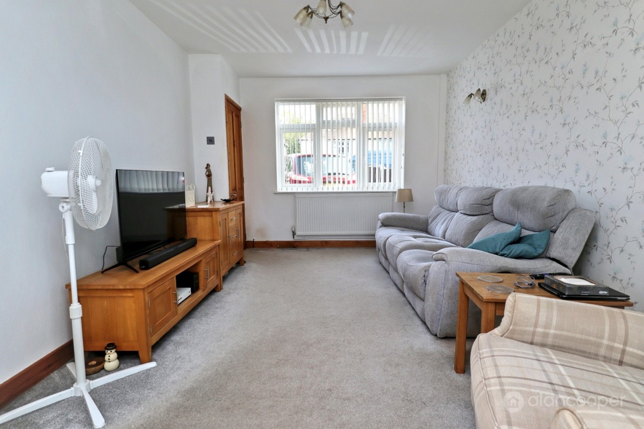 Oldbury Road, Hartshill, Nuneaton, CV10 0TE