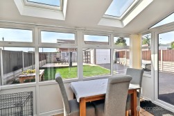 Oldbury Road, Hartshill, Nuneaton, CV10 0TE