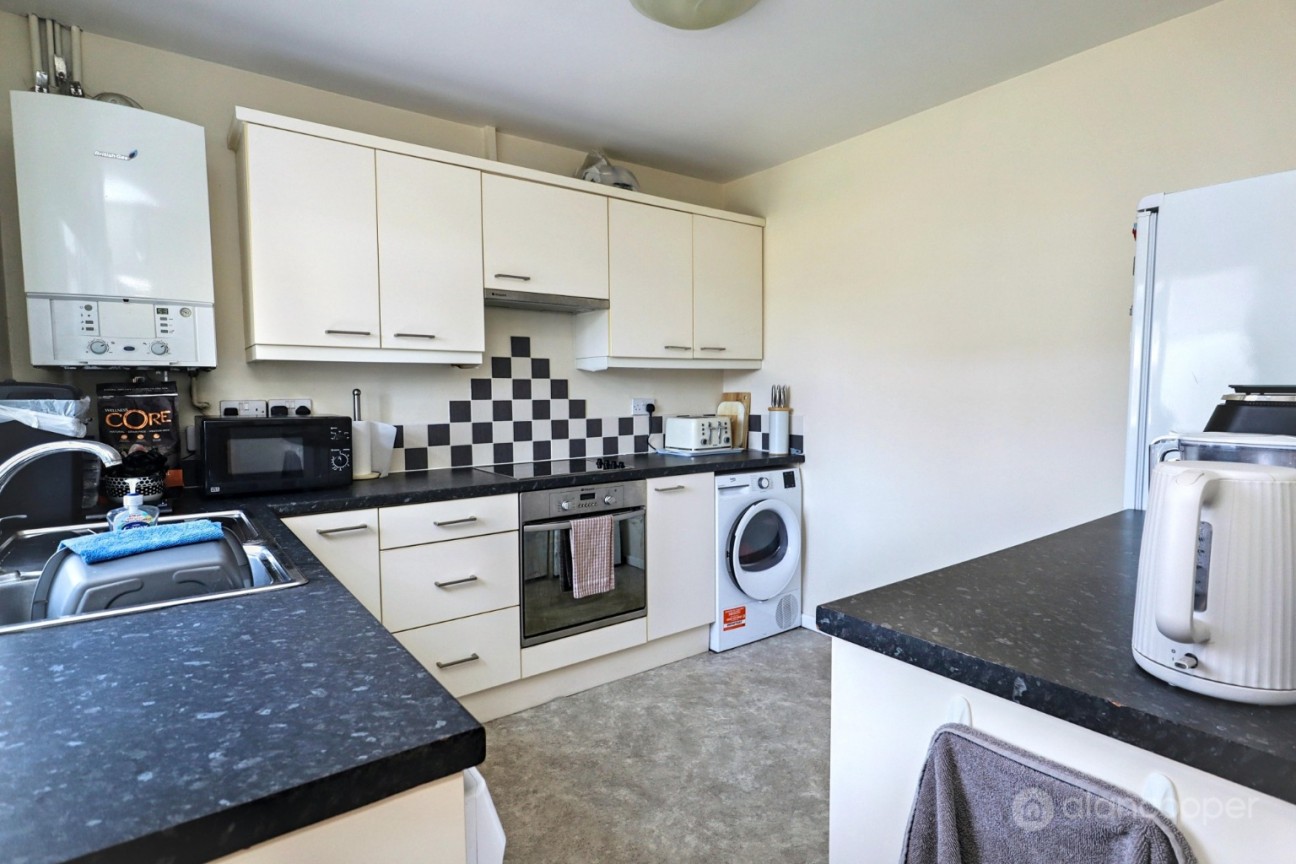Oldbury Road, Hartshill, Nuneaton, CV10 0TE