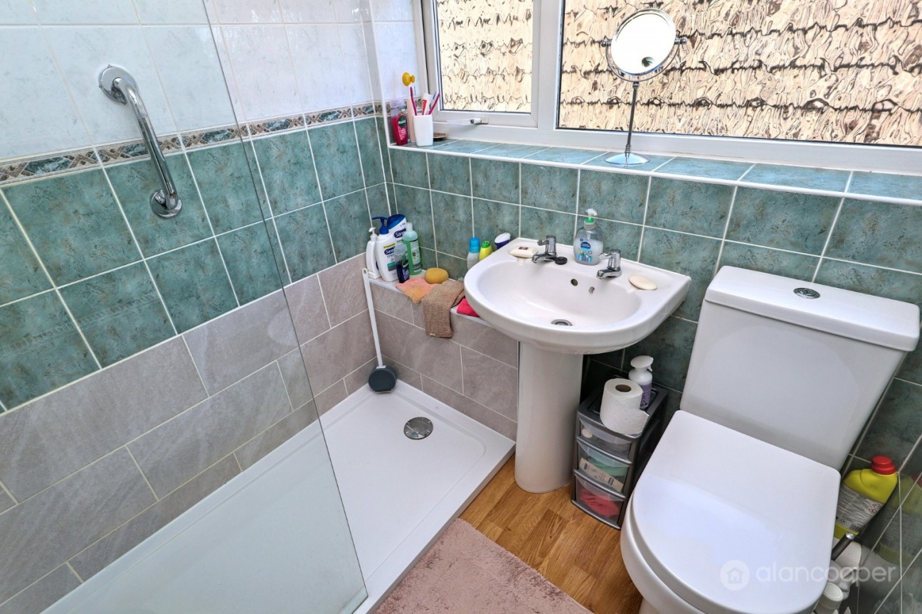 St. Andrews Drive, Whitestone, Nuneaton, CV11 6NQ