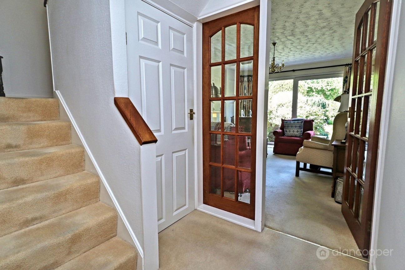 St. Andrews Drive, Whitestone, Nuneaton, CV11 6NQ