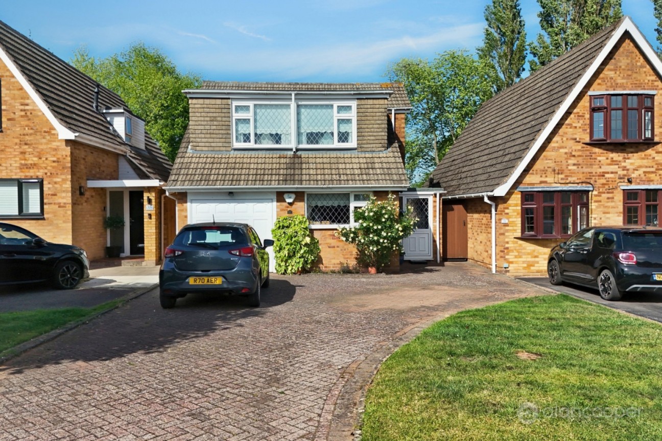 St. Andrews Drive, Whitestone, Nuneaton, CV11 6NQ