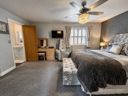 Reuben Avenue, The Shires, Nuneaton, CV10 9SN