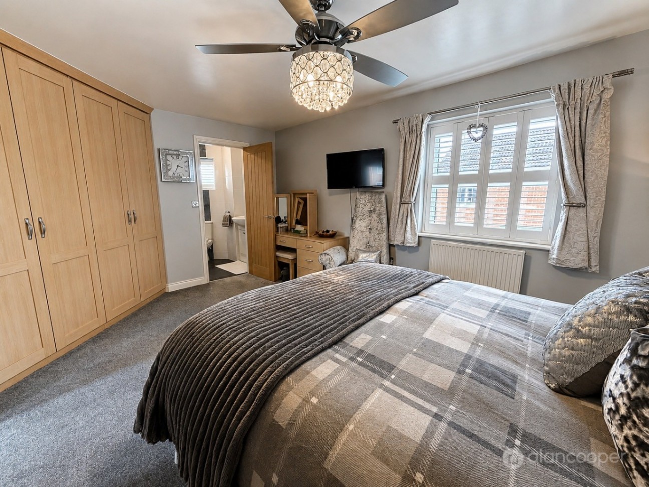 Reuben Avenue, The Shires, Nuneaton, CV10 9SN
