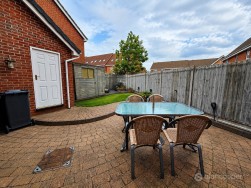 Reuben Avenue, The Shires, Nuneaton, CV10 9SN