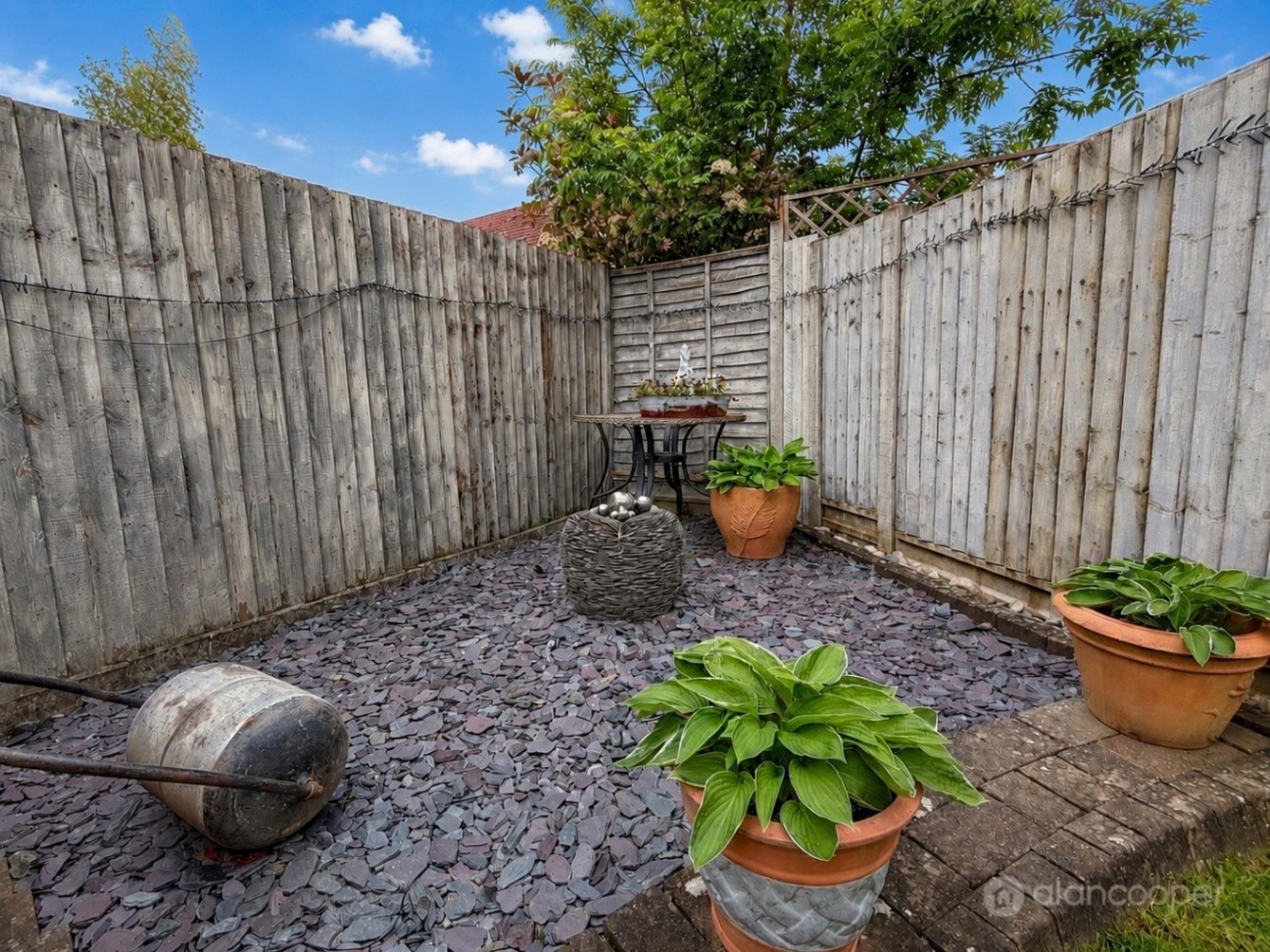 Reuben Avenue, The Shires, Nuneaton, CV10 9SN