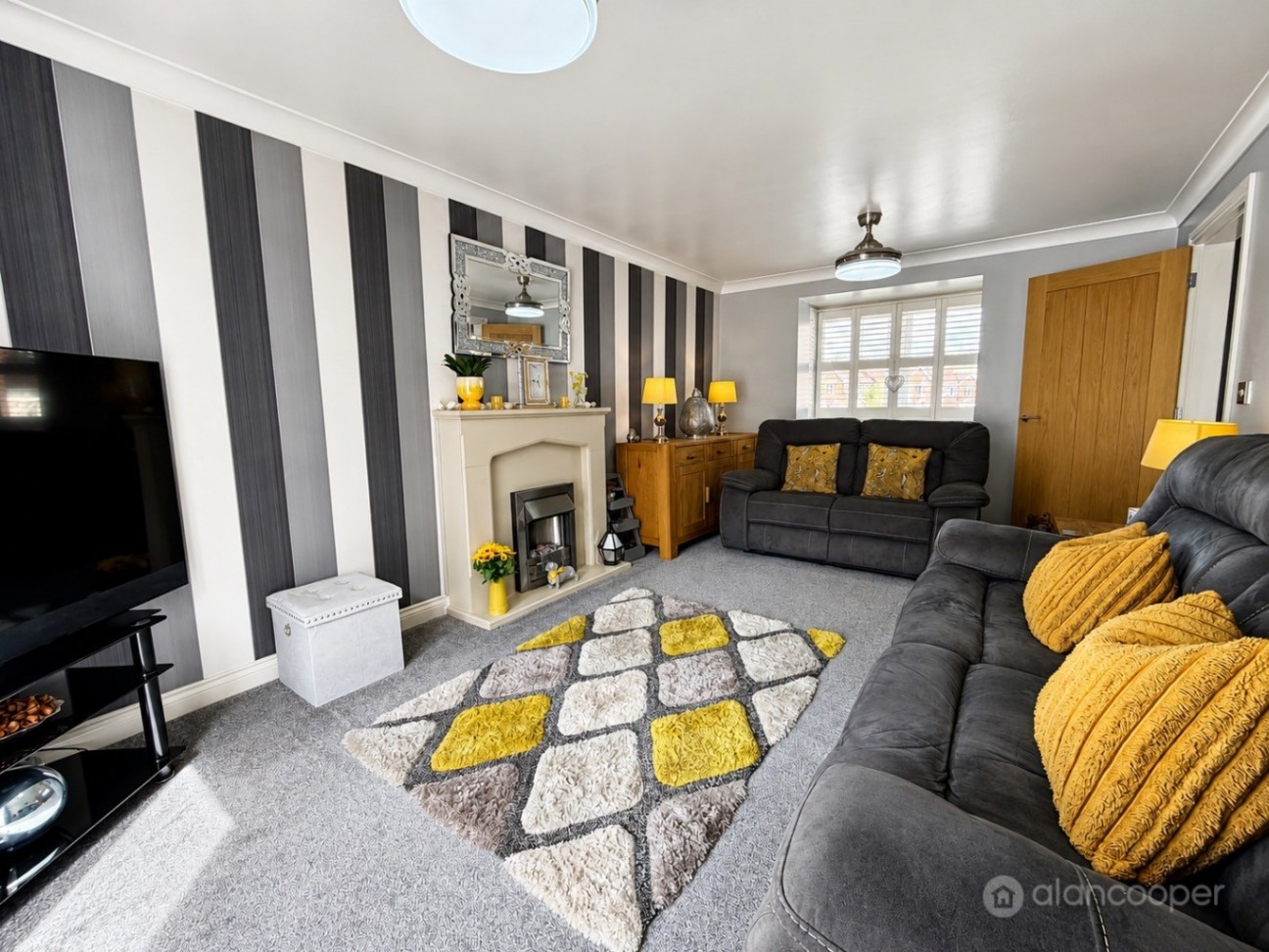 Reuben Avenue, The Shires, Nuneaton, CV10 9SN