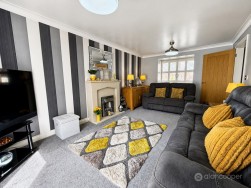 Reuben Avenue, The Shires, Nuneaton, CV10 9SN