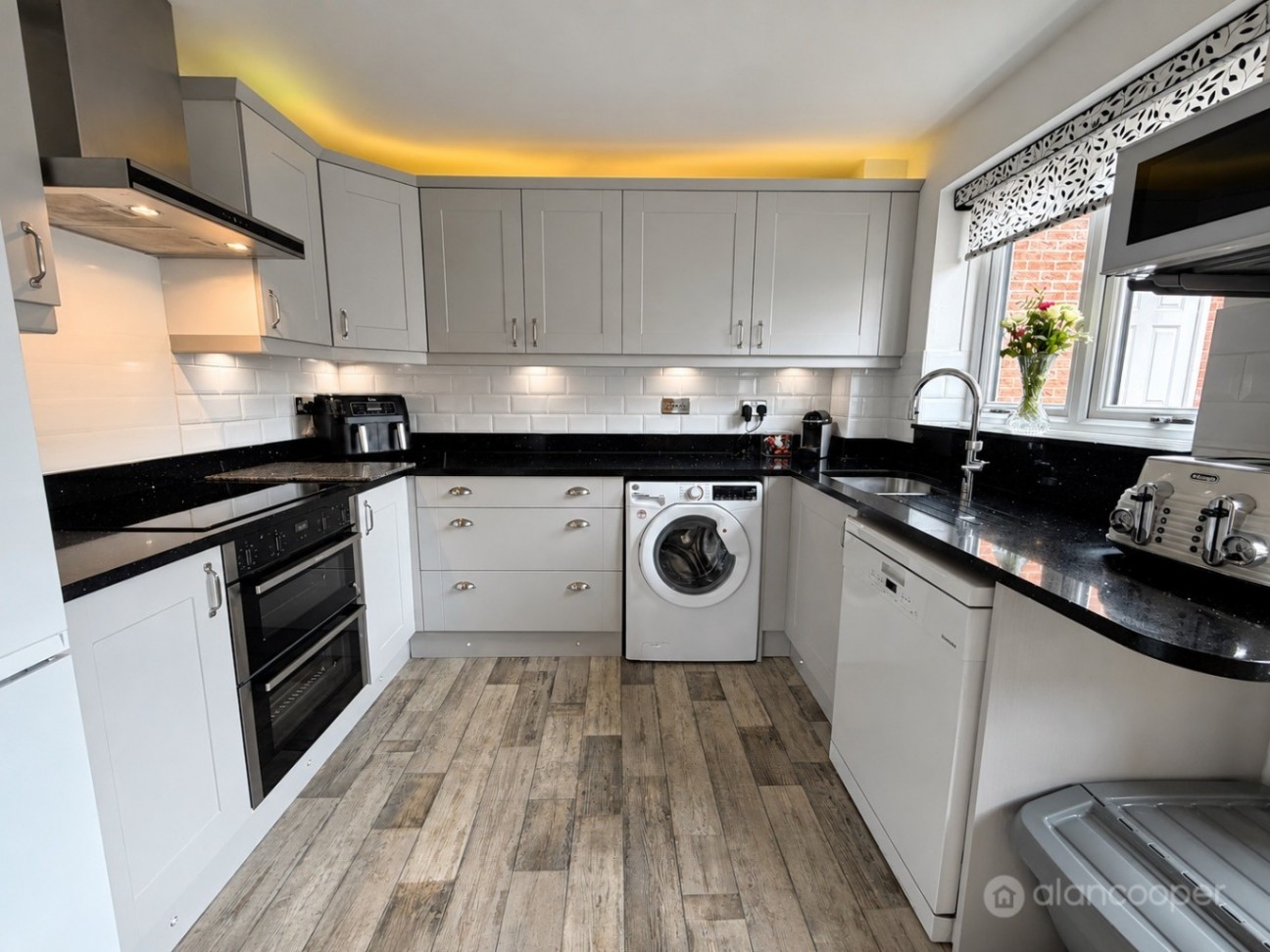 Reuben Avenue, The Shires, Nuneaton, CV10 9SN