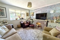 Aviemore Close, Glendale, Nuneaton, CV10 7JJ