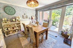 Aviemore Close, Glendale, Nuneaton, CV10 7JJ