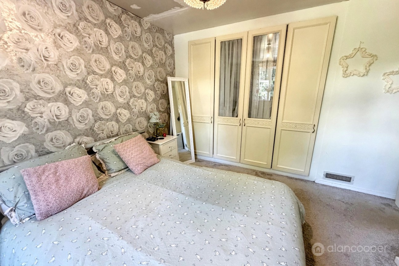 Aviemore Close, Glendale, Nuneaton, CV10 7JJ