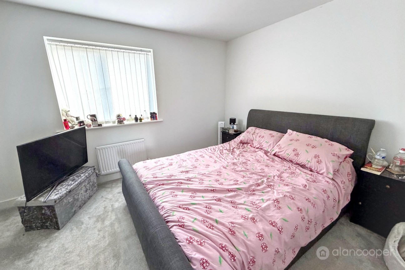 Catch Crop Way, Meadow Green, Nuneaton, CV11 7AF