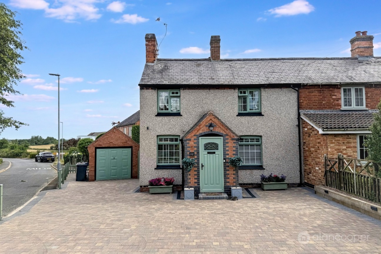 High Street, Stoke Golding, CV13 6HF