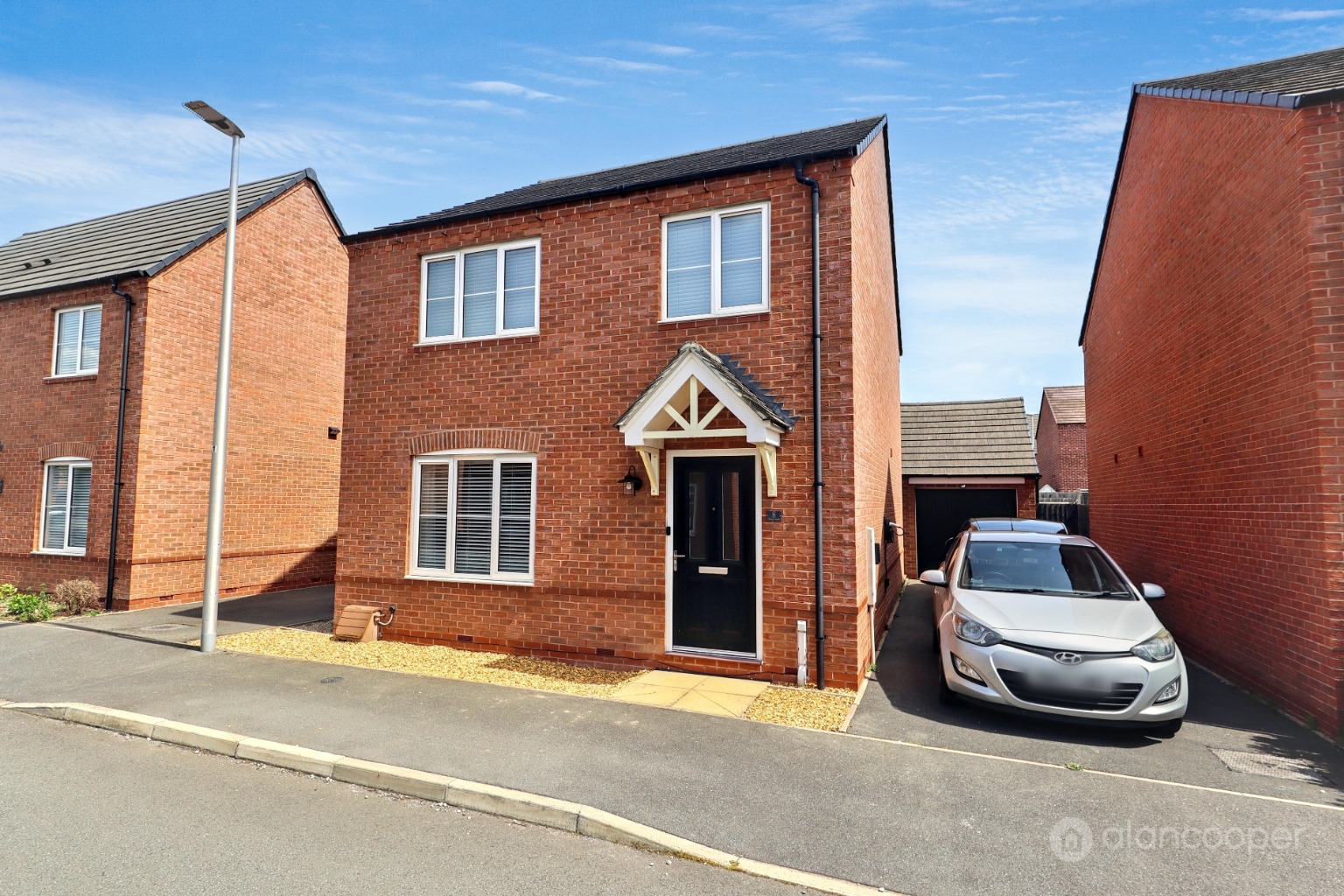 Harrow Lane, Weddington, Nuneaton, CV10 0FL