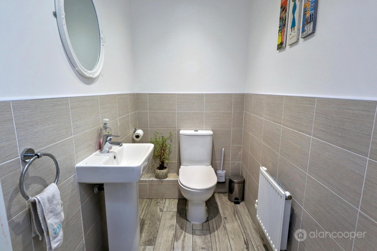 Harrow Lane, Weddington, Nuneaton, CV10 0FL