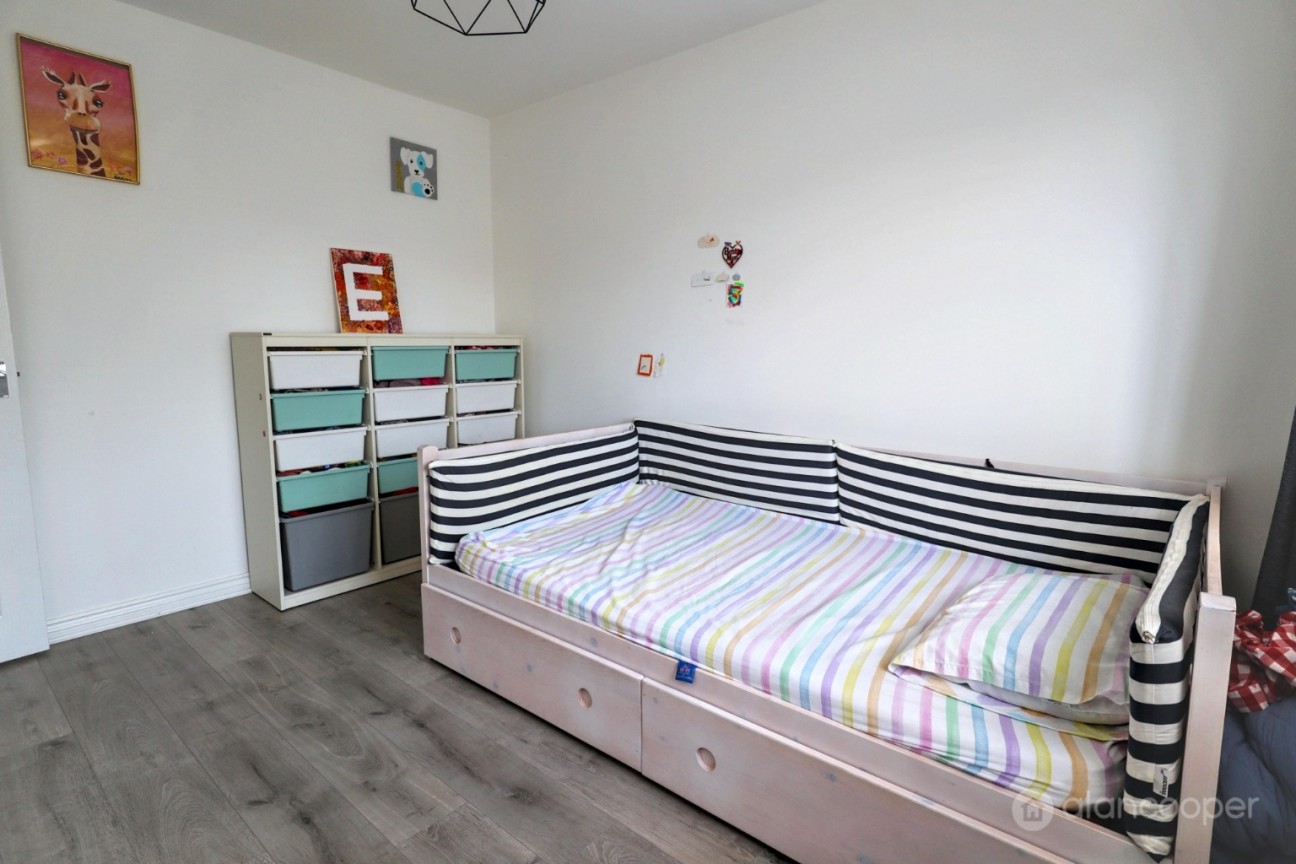 Harrow Lane, Weddington, Nuneaton, CV10 0FL