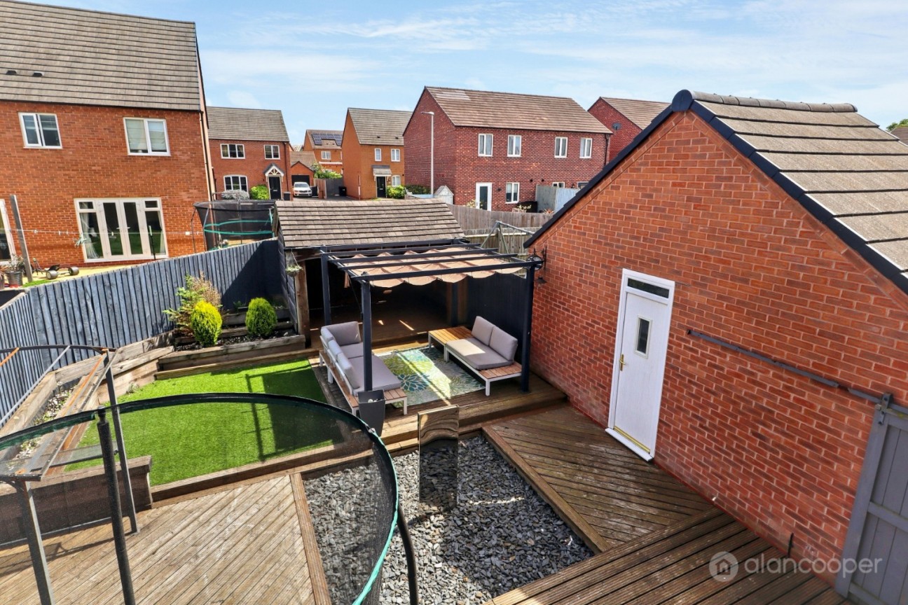 Harrow Lane, Weddington, Nuneaton, CV10 0FL