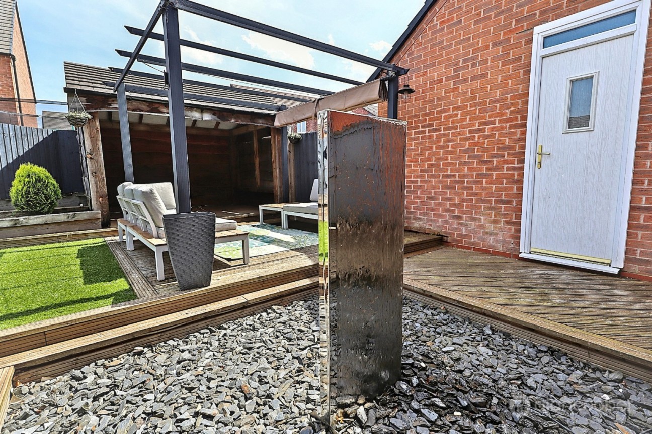 Harrow Lane, Weddington, Nuneaton, CV10 0FL