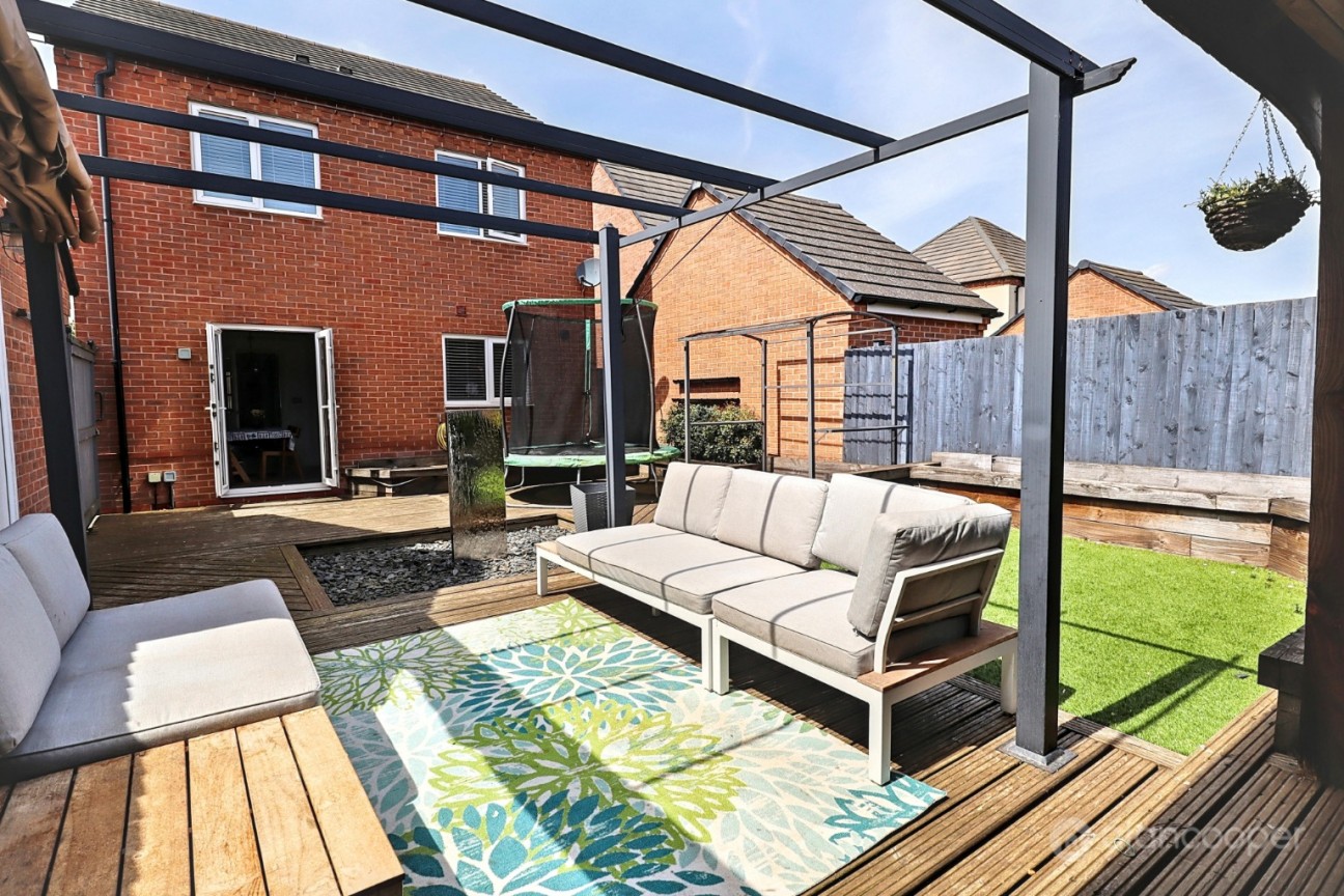 Harrow Lane, Weddington, Nuneaton, CV10 0FL