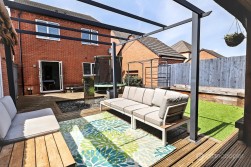 Harrow Lane, Weddington, Nuneaton, CV10 0FL