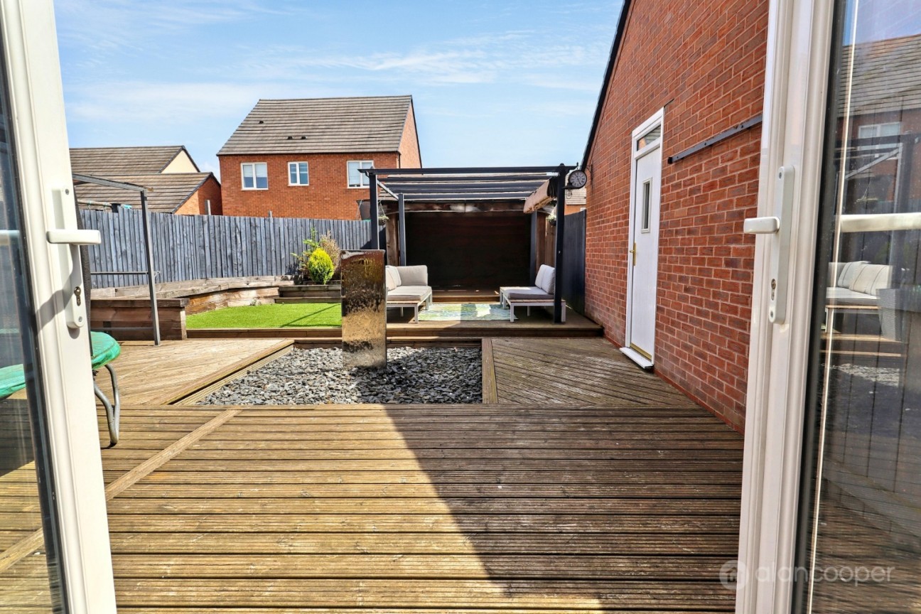Harrow Lane, Weddington, Nuneaton, CV10 0FL