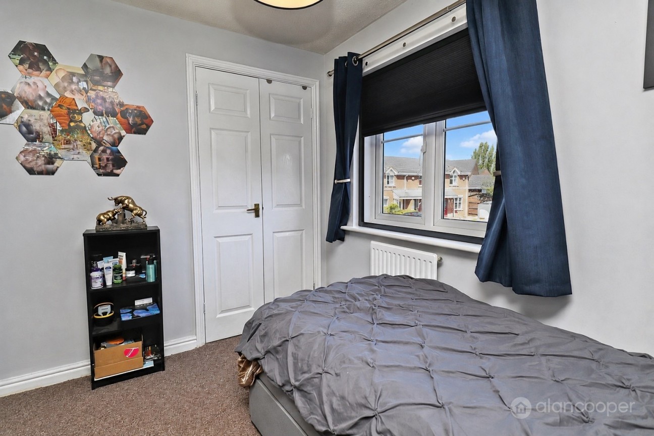 Dartington Way, Maple Park, Nuneaton, CV11 4XL