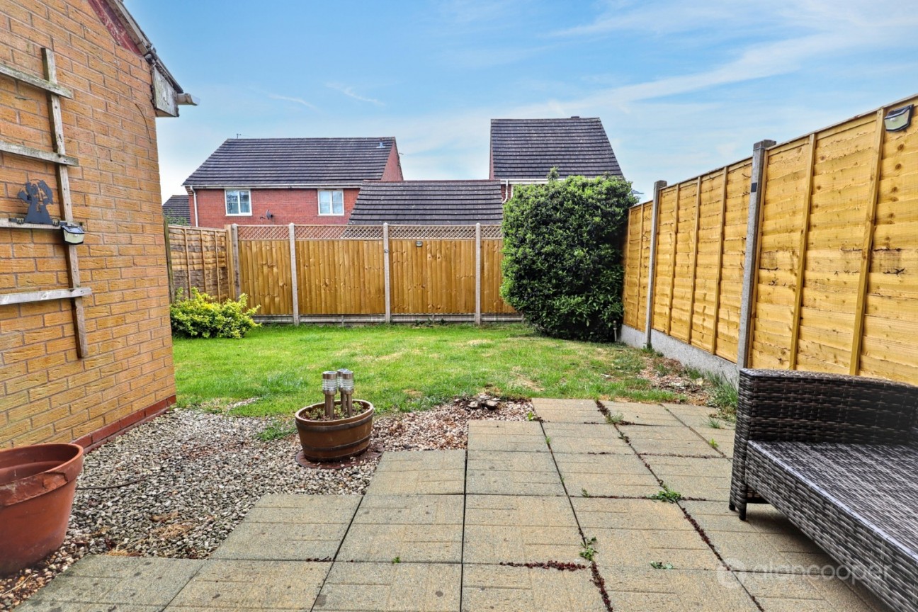 Dartington Way, Maple Park, Nuneaton, CV11 4XL