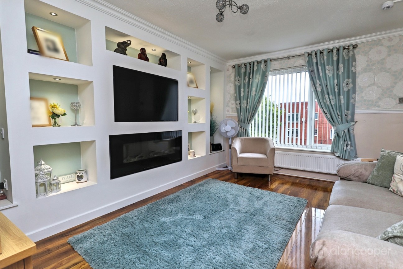 Flat, Everard Court, Garrett Street, Nuneaton, CV11 4QD